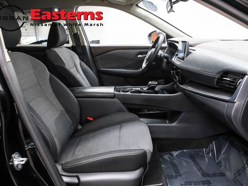 Used 2022 Nissan Rogue SV AWD/4WD image 23