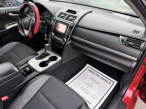 Used 2012 Toyota Camry SE image 20