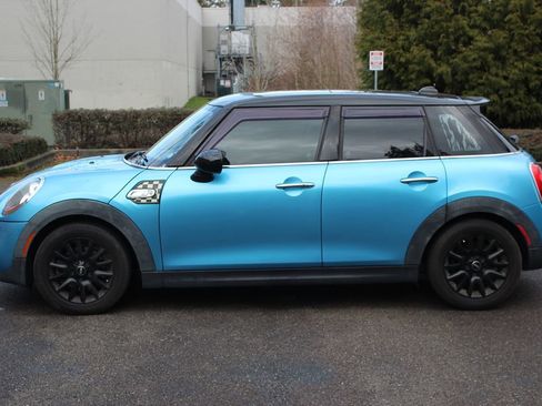 Used 2015 MINI Cooper S image 2