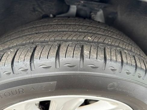 Certified 2023 Lincoln Corsair FWD image 32