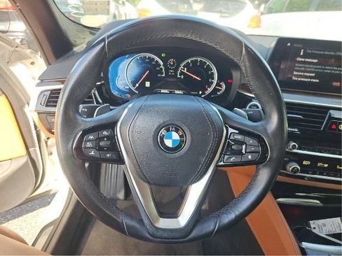 Used 2018 BMW 540i xDrive w/ Premium Package AWD/4WD image 5