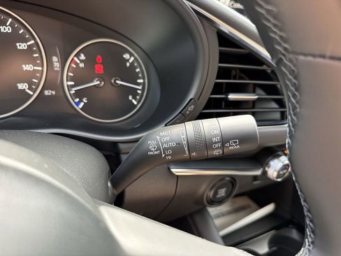 New 2026 MAZDA MAZDA3 2.5 S Hatchback w/ Premium Pkg FWD image 57