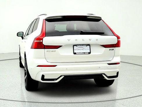 Used 2025 Volvo XC60 B5 Ultra w/ Protection Package Premier AWD/4WD image 6