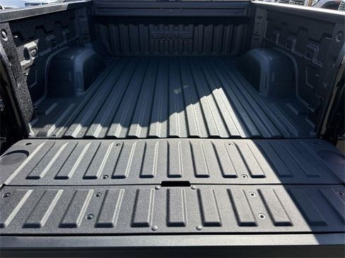 New 2026 GMC Sierra 1500 Elevation w/ LPO, Elevation Black Package image 26