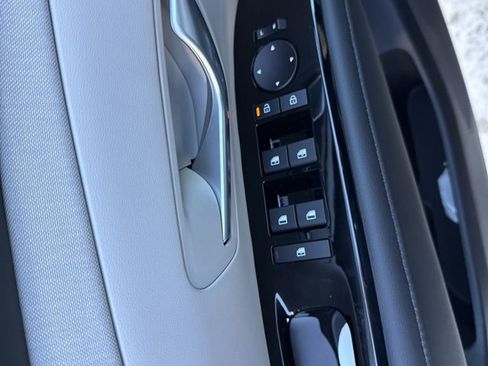 New 2026 Hyundai Tucson Limited image 25