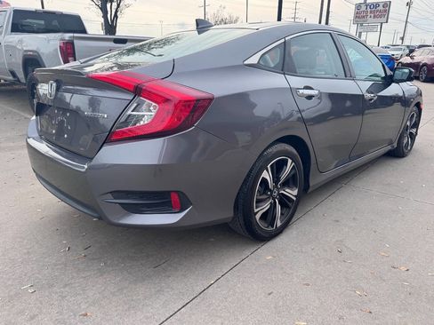 Used 2016 Honda Civic Touring image 11
