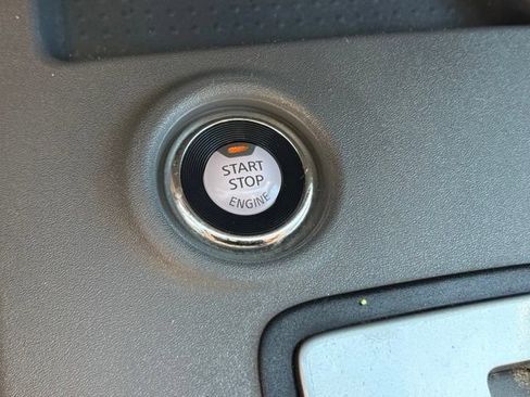 Used 2021 Nissan Frontier SV AWD/4WD image 20