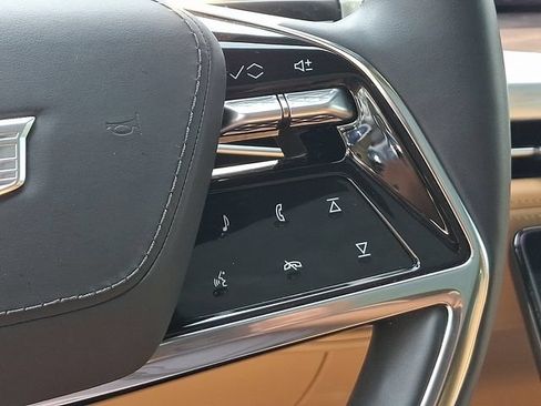 Certified 2026 Cadillac Escalade IQ Luxury 2 AWD/4WD image 22