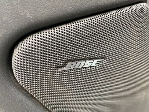 Used 2003 Chevrolet Avalanche Base w/ Suspension Package, Off-Road image 16