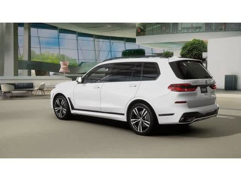 New 2027 BMW X7 xDrive40i AWD/4WD image 2