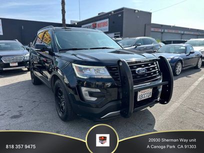 Used 2017 Ford Explorer XLT w/ Equipment Group 202A