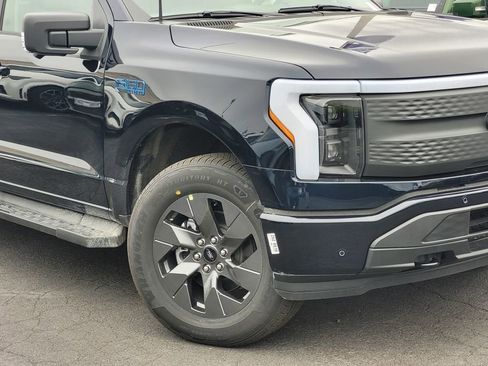New 2025 Ford F150 Lightning Flash image 28