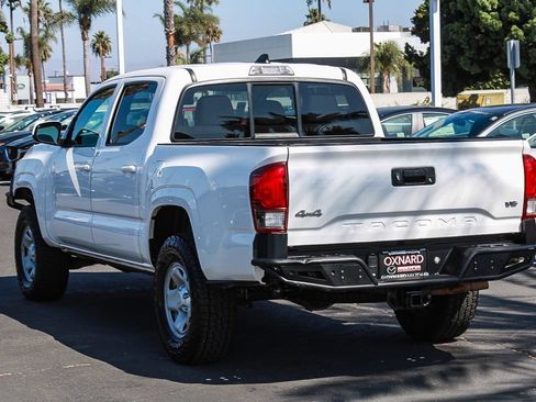 Used 2021 Toyota Tacoma SR AWD/4WD image 6
