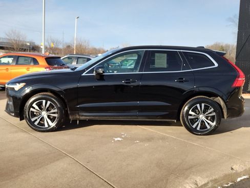 Used 2023 Volvo XC60 B5 Core image 20