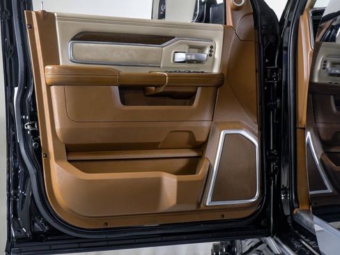 Used 2022 RAM 3500 Laramie image 35