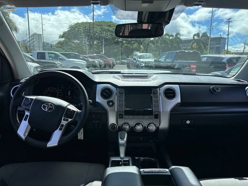 Used 2019 Toyota Tundra SR5 AWD/4WD image 14