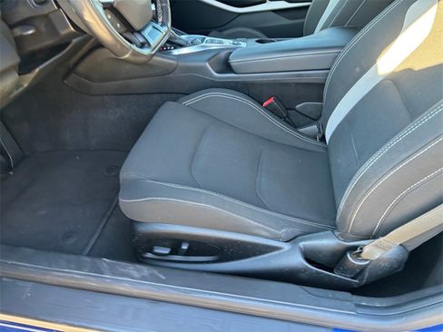 Used 2020 Chevrolet Camaro LT image 25