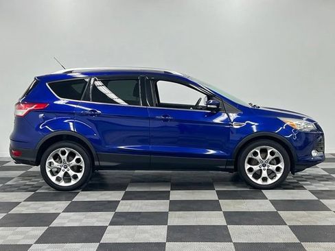 Used 2016 Ford Escape Titanium w/ Equipment Group 301A FWD image 5