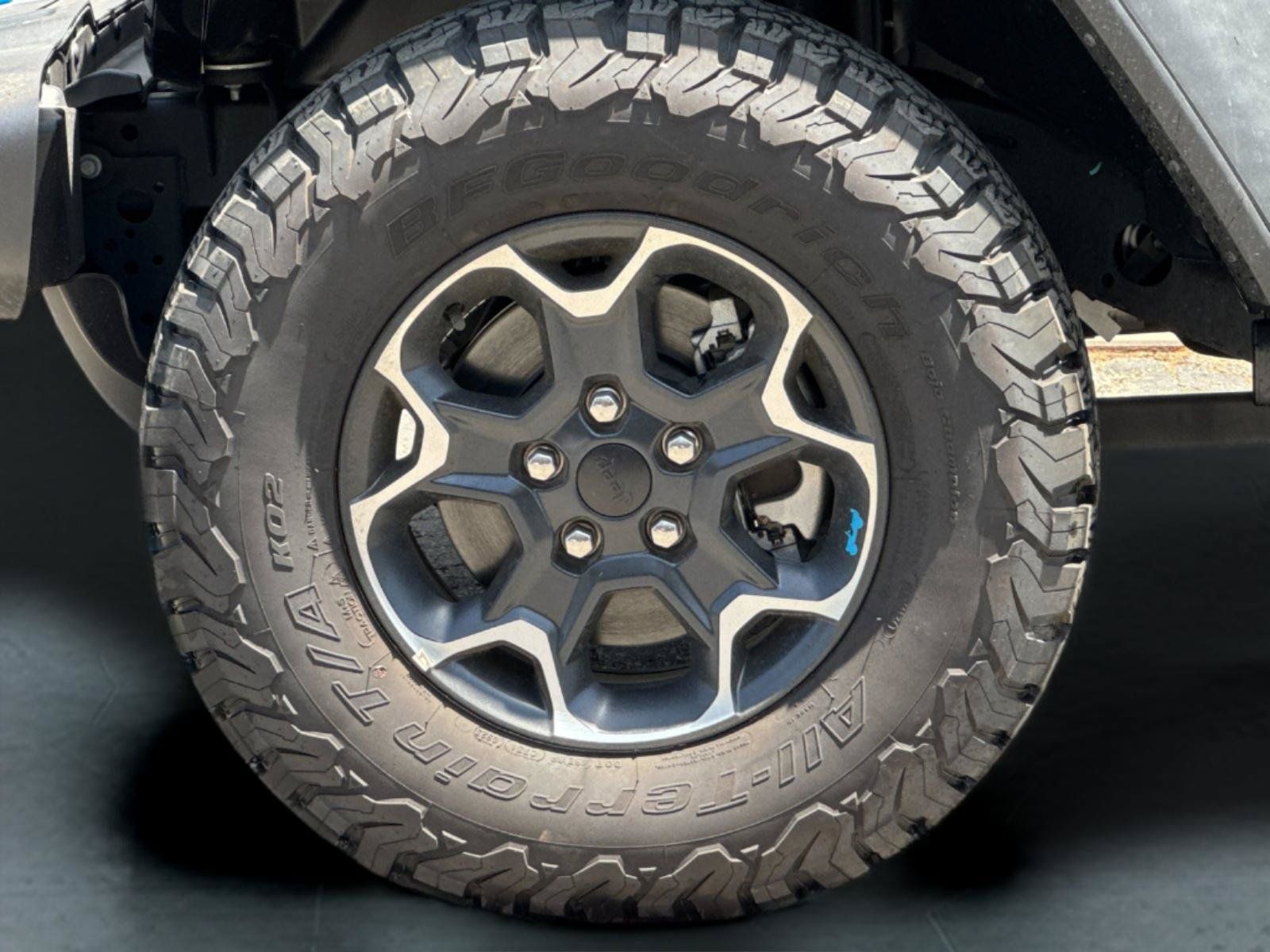 New 2023 Jeep Wrangler Unlimited Rubicon 4xe w/ Cold Weather Group AWD/4WD image 26