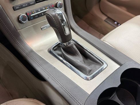 Used 2010 Lincoln MKT 2WD image 26