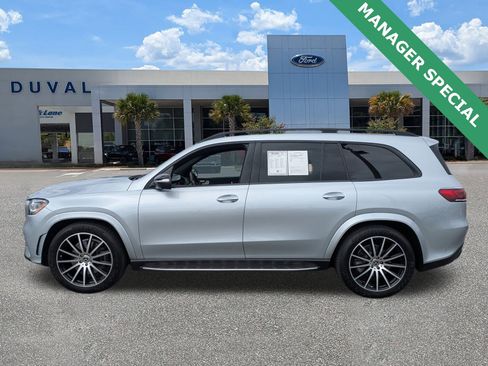 Used 2023 Mercedes-Benz GLS 580 4MATIC image 6