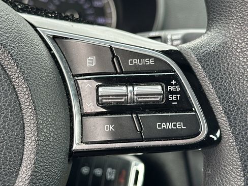 Used 2020 Kia Optima LX image 9