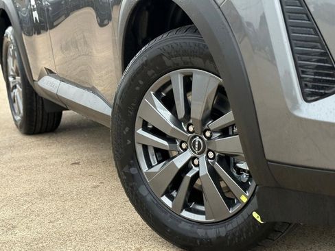 New 2026 Nissan Pathfinder SV FWD image 8