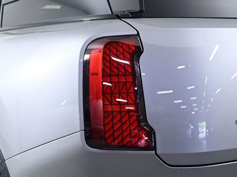 Certified 2025 MINI Cooper Countryman S AWD/4WD image 8