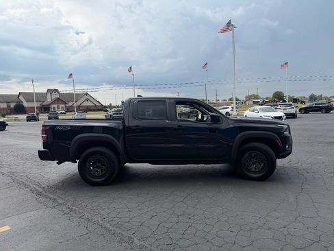 Used 2026 Nissan Frontier PRO-4X AWD/4WD image 7