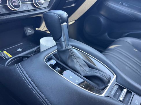 Certified 2023 Honda HR-V EX-L image 17