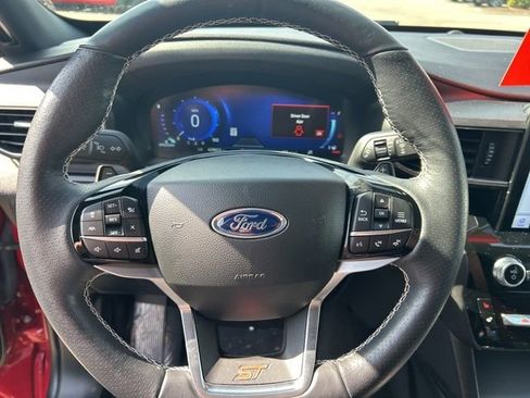 Used 2023 Ford Explorer ST w/ Equipment Group 401A AWD/4WD image 28