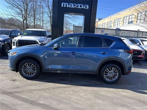 Used 2017 MAZDA CX-5 Touring w/ Preferred Equipment Package image 5