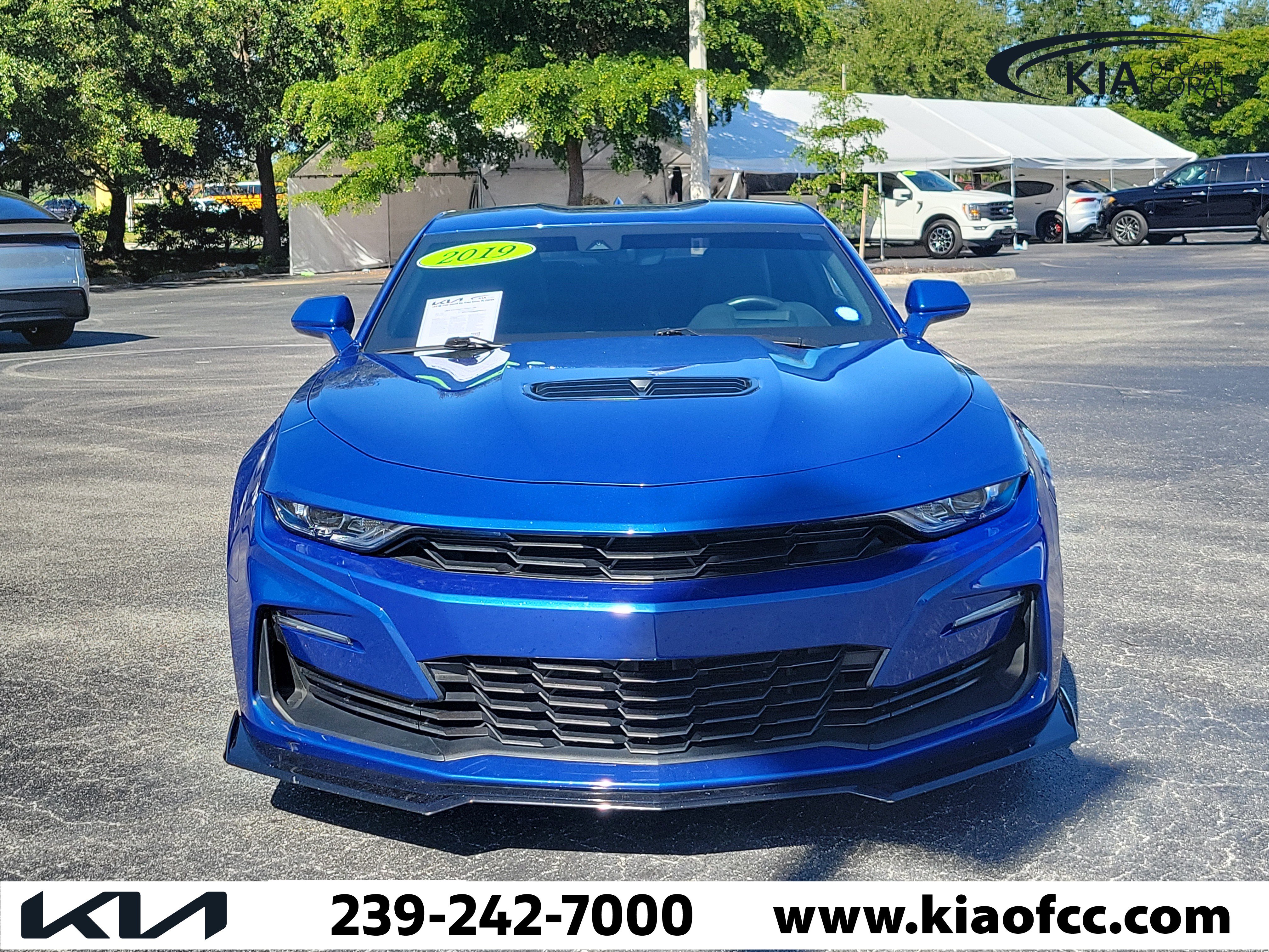 Used 2019 Chevrolet Camaro SS RWD image 2