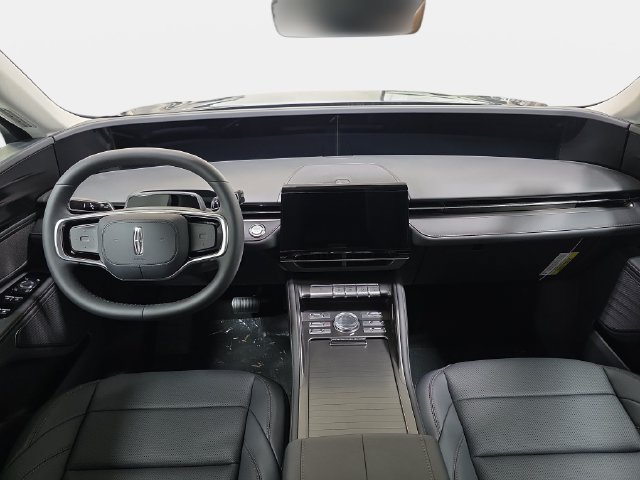 New 2026 Lincoln Nautilus Premier w/ Jet Appearance Package AWD/4WD image 9