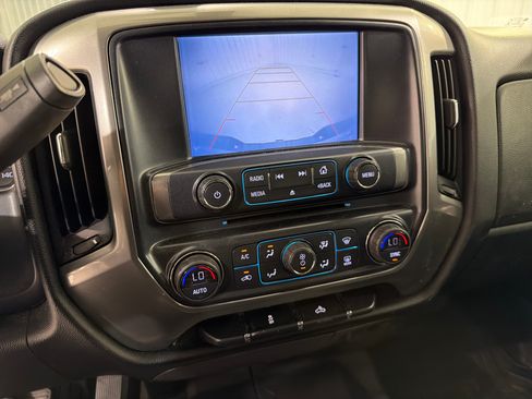 Used 2018 Chevrolet Silverado 1500 LT w/ Texas Edition RWD image 17