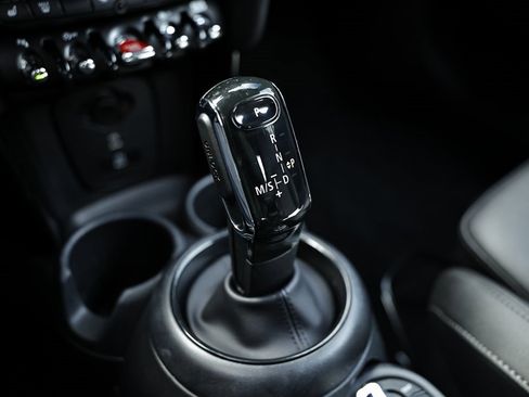 Used 2023 MINI Cooper S image 39