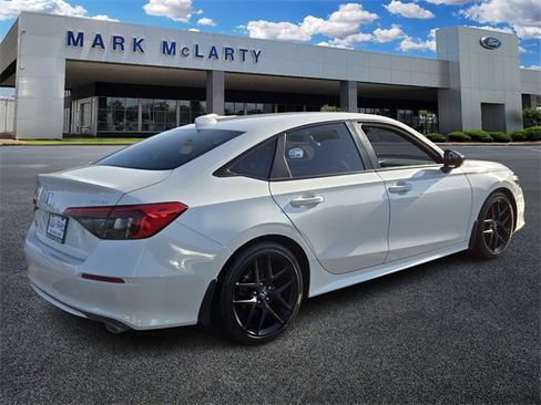 Used 2024 Honda Civic Sport image 3