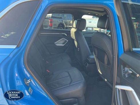 Used 2023 Audi Q3 2.0T Premium image 18