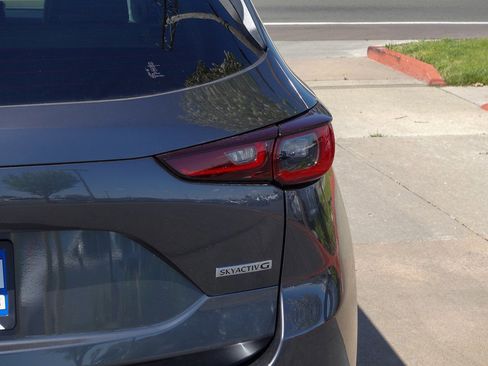 New 2025 MAZDA CX-5 AWD 2.5 S w/ Premium Plus Pkg image 6