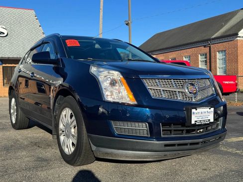 Used 2011 Cadillac SRX Luxury image 4