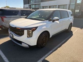 Used 2026 Kia Carnival video 1