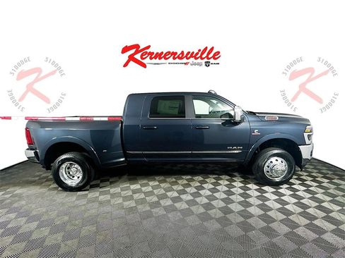 New 2026 RAM 3500 Limited w/ Towing Technology Group image 8