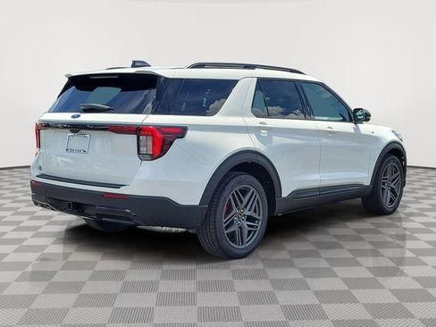 New 2026 Ford Explorer ST-Line w/ ST-Line Street Pack RWD image 5