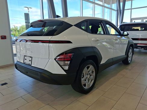 New 2026 Hyundai Kona SE FWD image 5