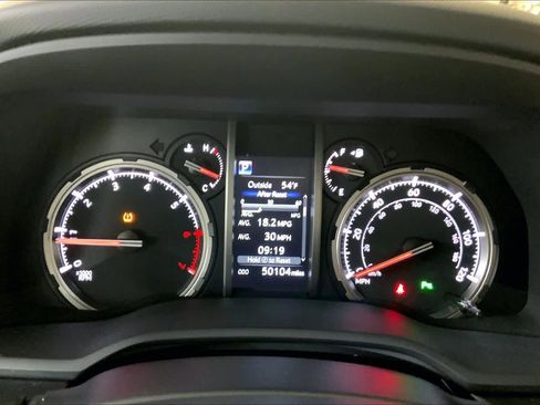 Used 2022 Toyota 4Runner Limited AWD/4WD image 25