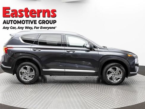 Used 2022 Hyundai Santa Fe SEL w/ Convenience + Premium Package AWD/4WD image 4