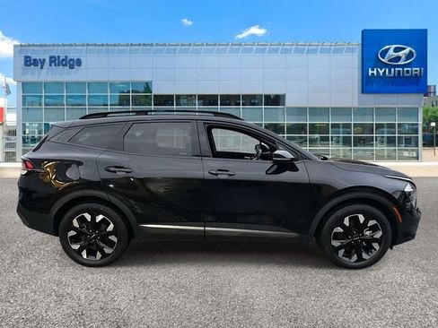 Used 2023 Kia Sportage X-Line image 2