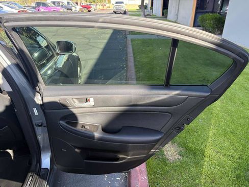 Used 2014 Hyundai Genesis 5.0 R-Spec image 25