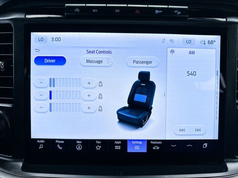 Used 2024 Ford F150 Platinum w/ Equipment Group 702A High image 10