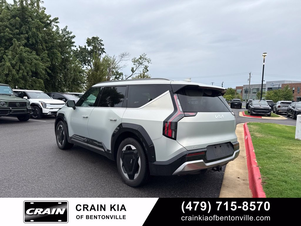 Certified 2024 Kia EV9 Land AWD/4WD image 6